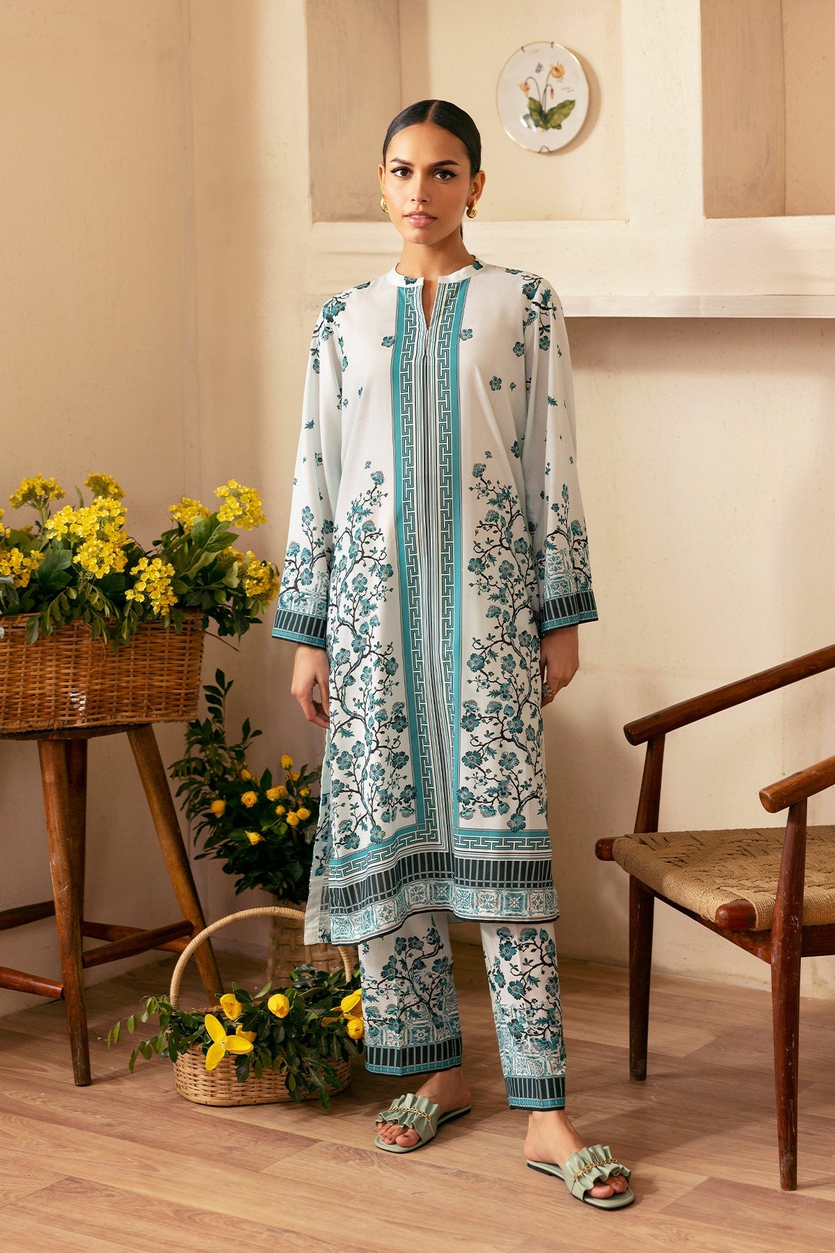 Sahar | Selene 25 | Fleur Royale - Official Sahar stockist in UK - Sakeena London
