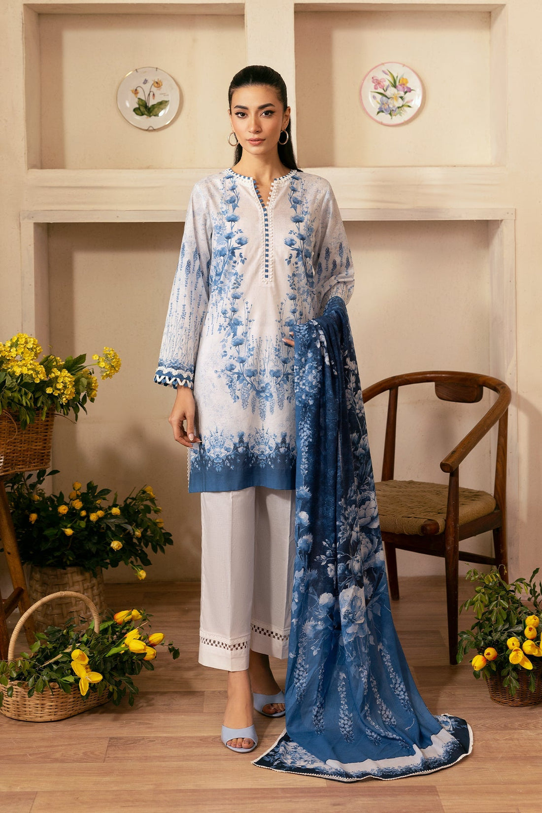 Sahar | Selene 25 | Sapphire Petal - Official Sahar stockist in UK - Sakeena London