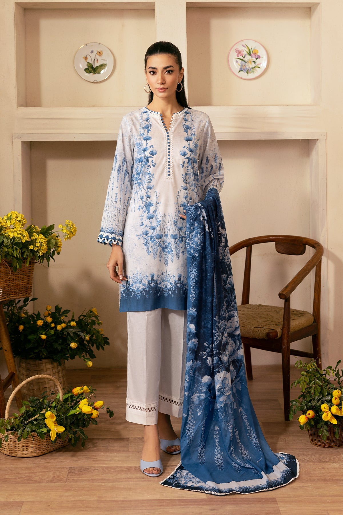 Sahar | Selene 25 | Sapphire Petal - Official Sahar stockist in UK - Sakeena London