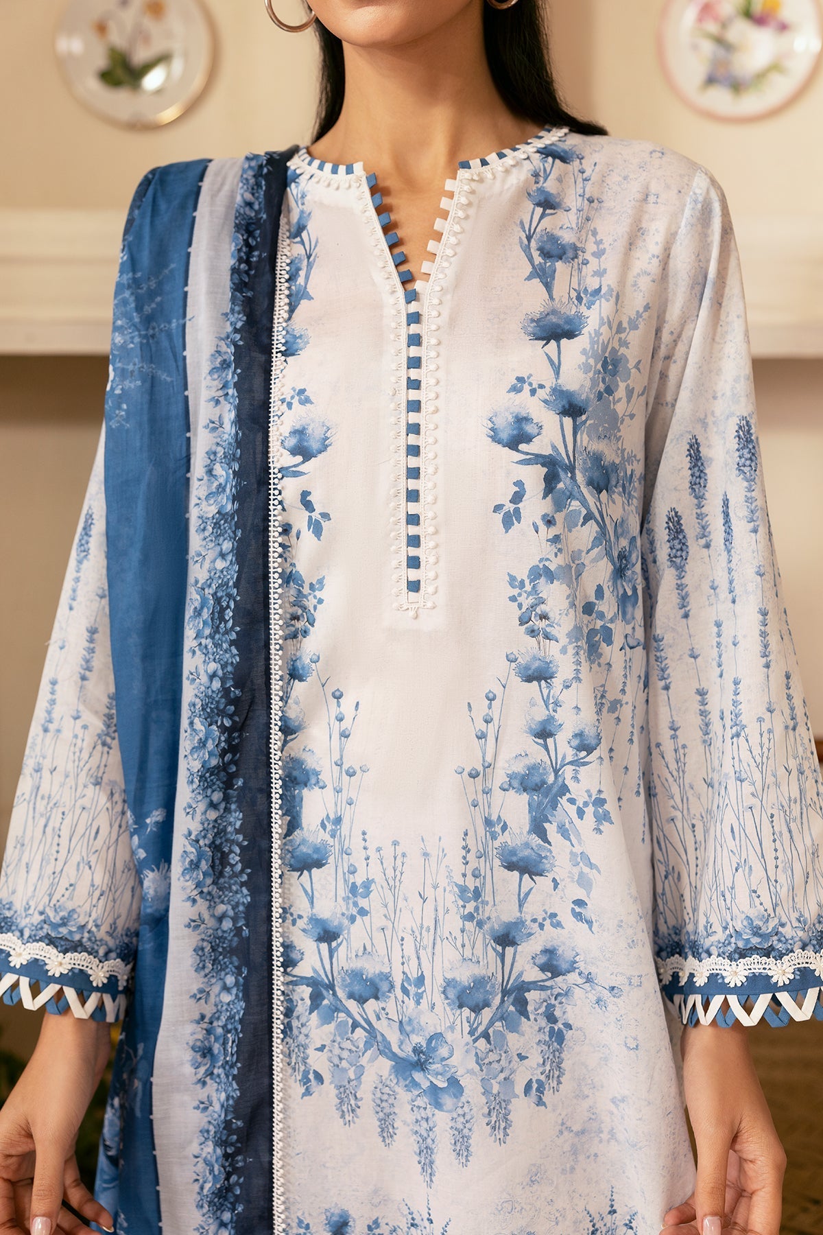 Sahar | Selene 25 | Sapphire Petal - Official Sahar stockist in UK - Sakeena London