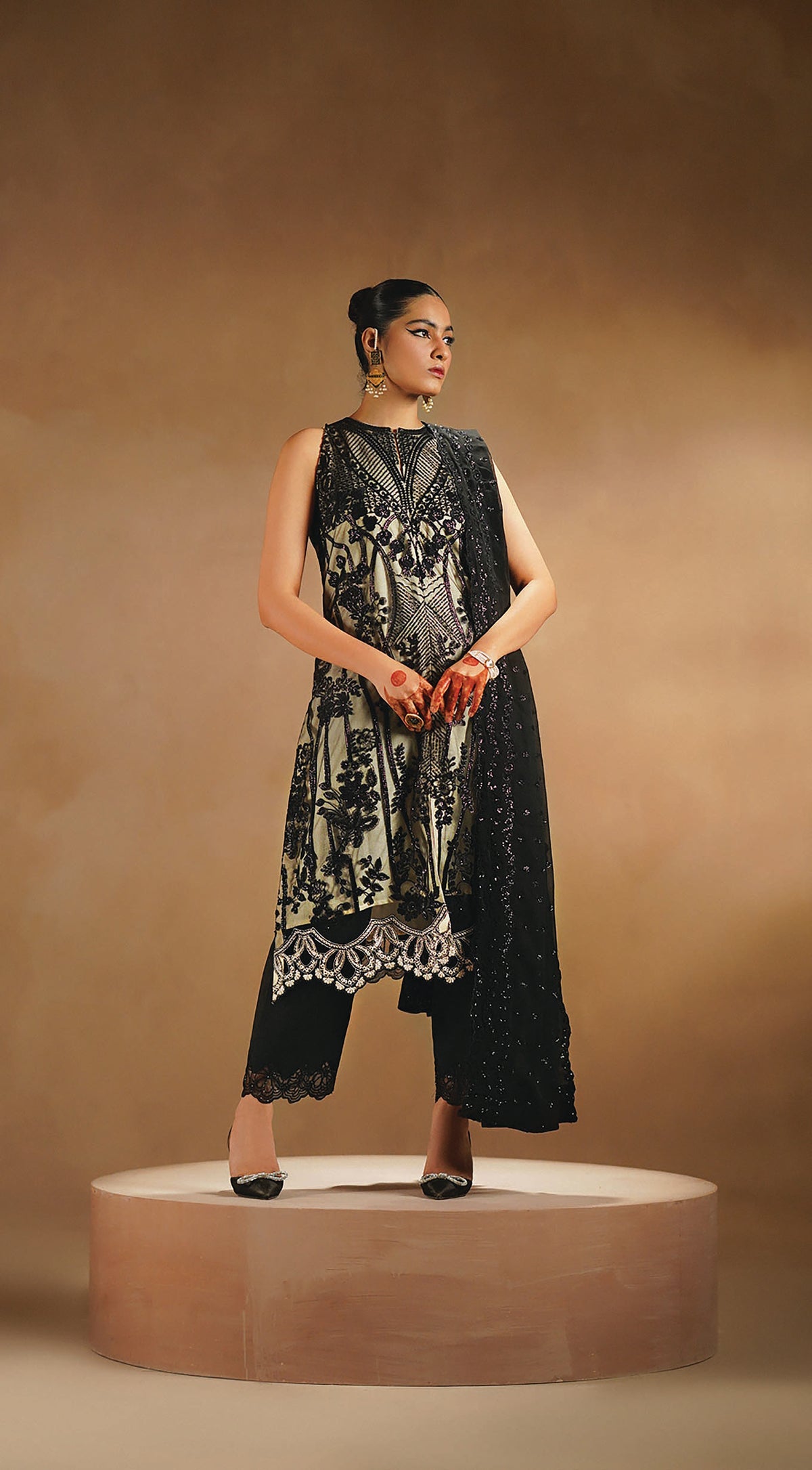 Myeesha | Nayab Formals | Siyaah - Official Myeesha stockist in UK - Sakeena London