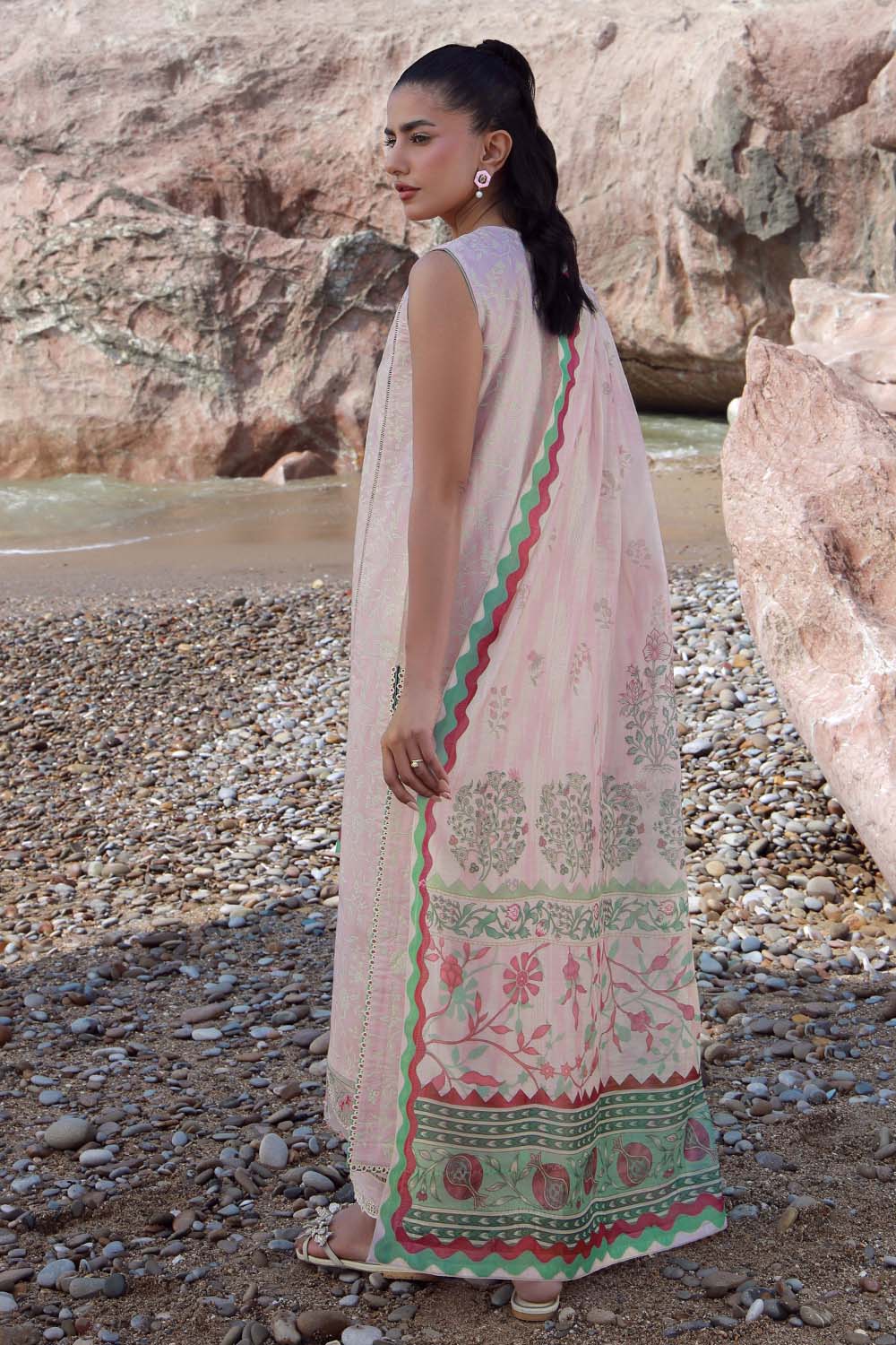 Seran | Afsanah Lawn 25 | INSA - Official Seran stockist in UK - Sakeena London