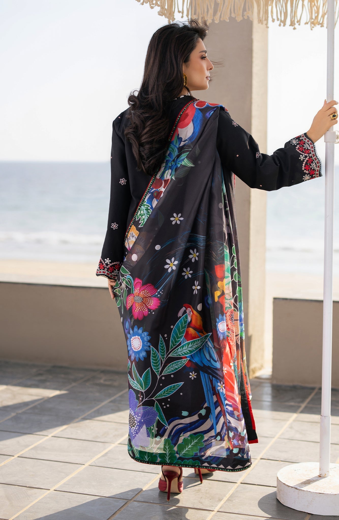 Seran | Afsanah Lawn | Maya