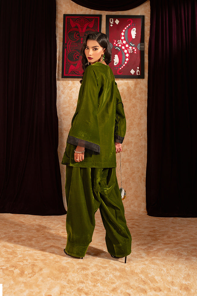 Fozia Khalid | Velvet Deck | Clover - Official Fozia Khalid stockist in UK - Sakeena London