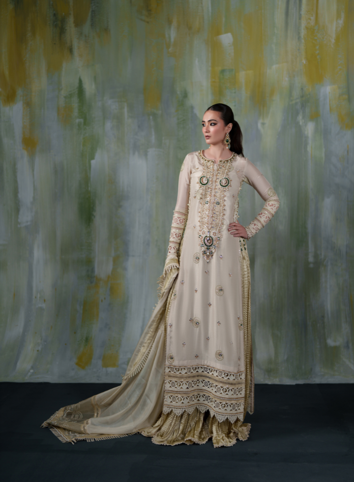 Vasal | Elys Festive Edit 26 | Ivory Gem