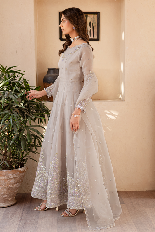 Emaan Adeel | Noore Festive Formals | SORAYA - Official Emaan Adeel stockist in UK - Sakeena London