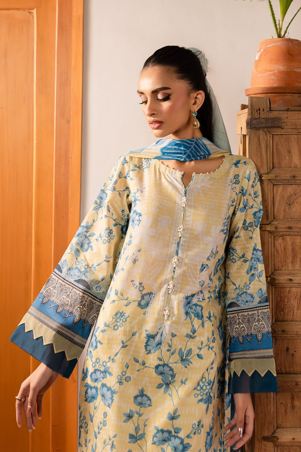 Nureh | Printed lawn 25 | SP-136 - Official Nureh stockist in UK - Sakeena London