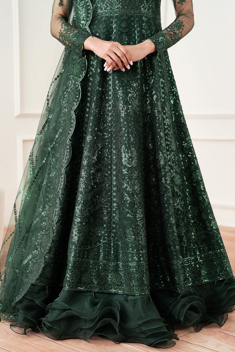 Farasha | Essence Formals 25 | Emerald Muse - Official Farasha stockist in UK - Sakeena London