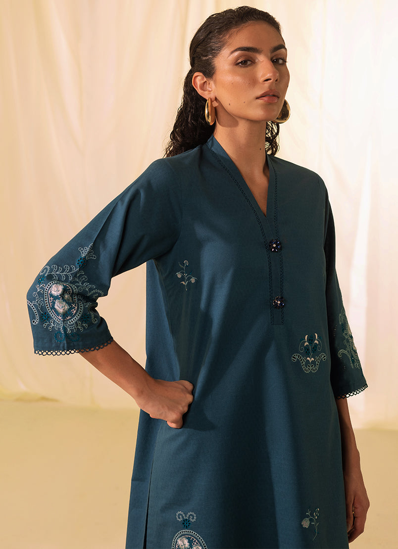 Image | Spring Basics 25 | IJSE-214050-12570 - Official Image stockist in UK - Sakeena London