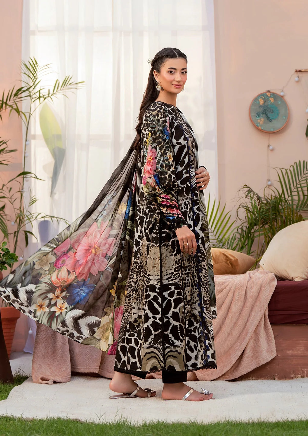 Elaf Premium | Prints 25 | EPS-4B NOIR ESSENCE - Official Elaf Premium stockist in UK - Sakeena London