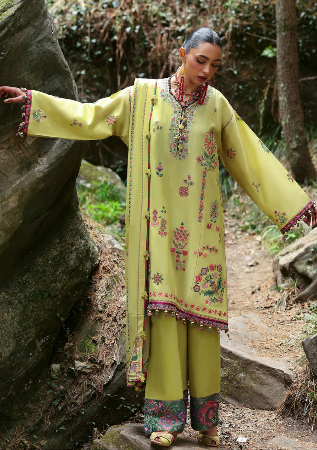 Lawn - Zaha - Unstitched Lawn 25 - RHEA (ZL25-14 B)