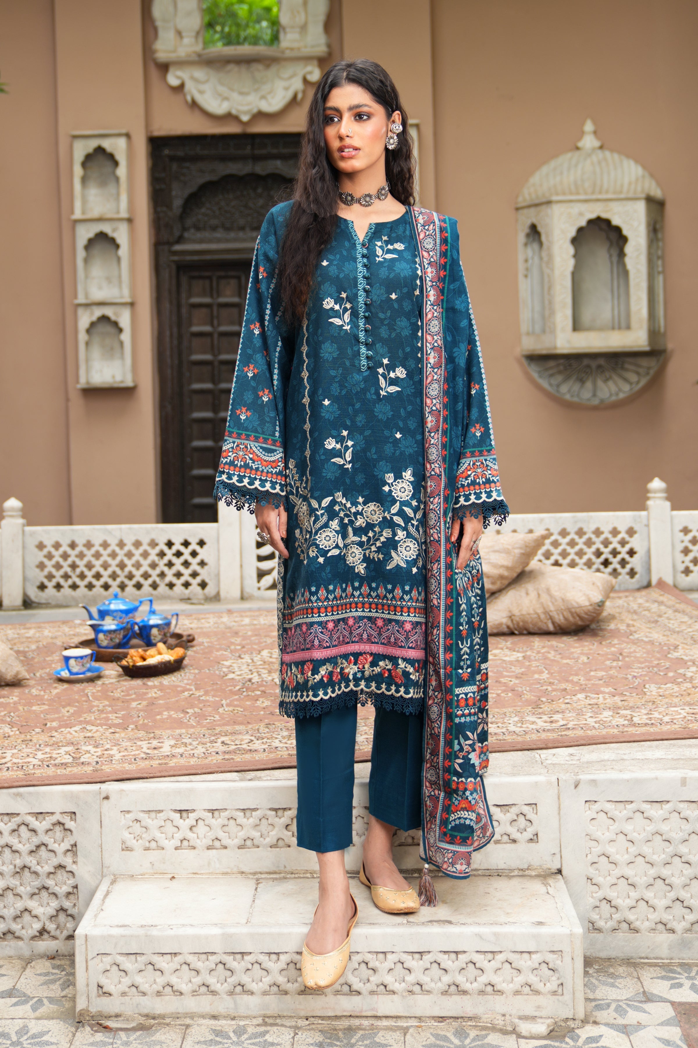 LSM | Winter Marina 24 | 0028-A - Official LSM stockist in UK - Sakeena London
