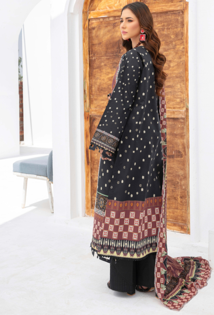 Humdum | Saira Bano Lawn 24 | D09 - Official HumDum stockist in UK - Sakeena London