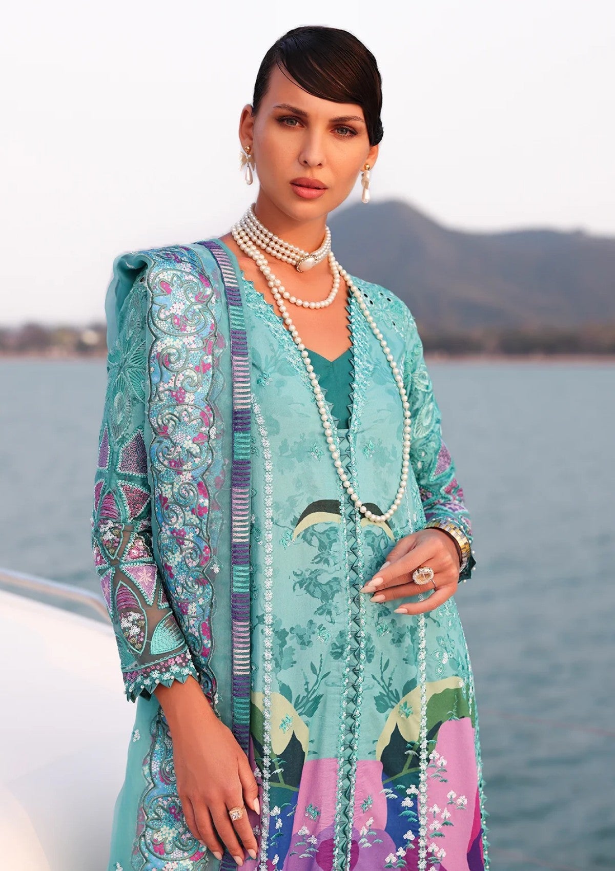 Lawn - Afrozeh - Unstitched 25 - AL#10 - Sovana