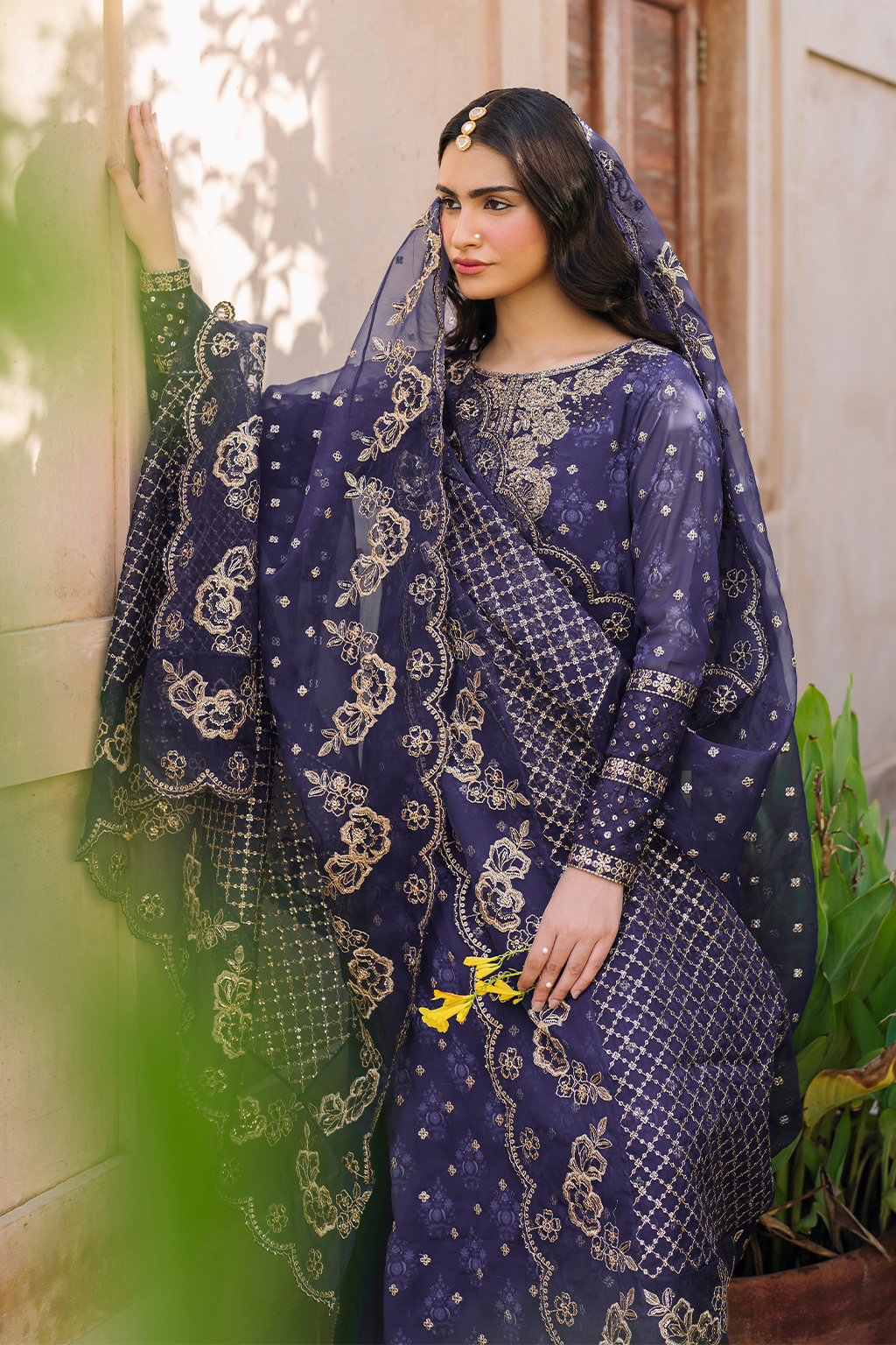 Iznik | Bandhani Formals | UE-325 - Official Iznik stockist in UK - Sakeena London