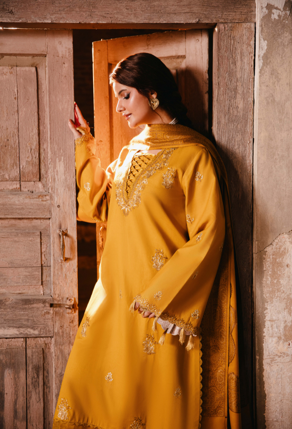 Humdum | Onora Chapter 2 | D04 - Official Humdum stockist in UK - Sakeena London