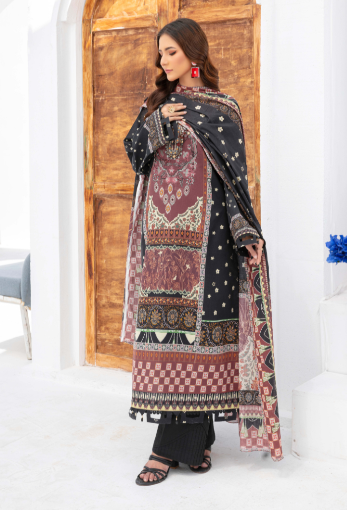 Humdum | Saira Bano Lawn 24 | D09 - Official HumDum stockist in UK - Sakeena London