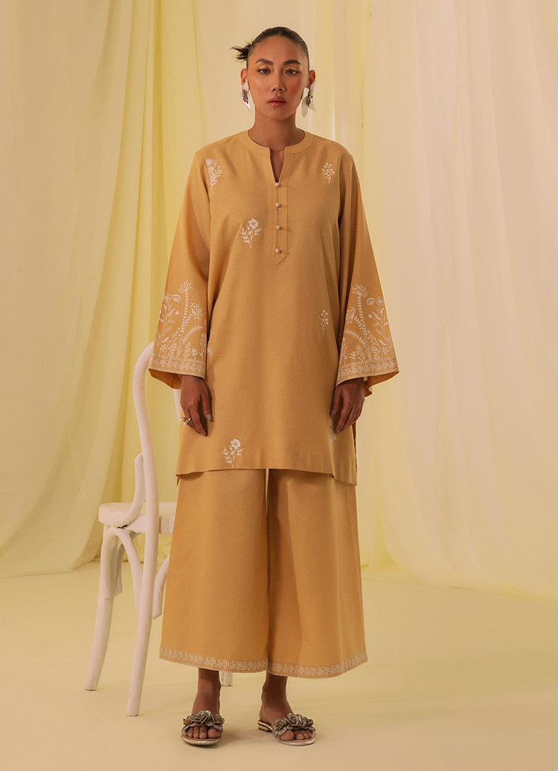 Image | Spring Basics 25 | IJSE-214044-12506 - Official Image stockist in UK - Sakeena London