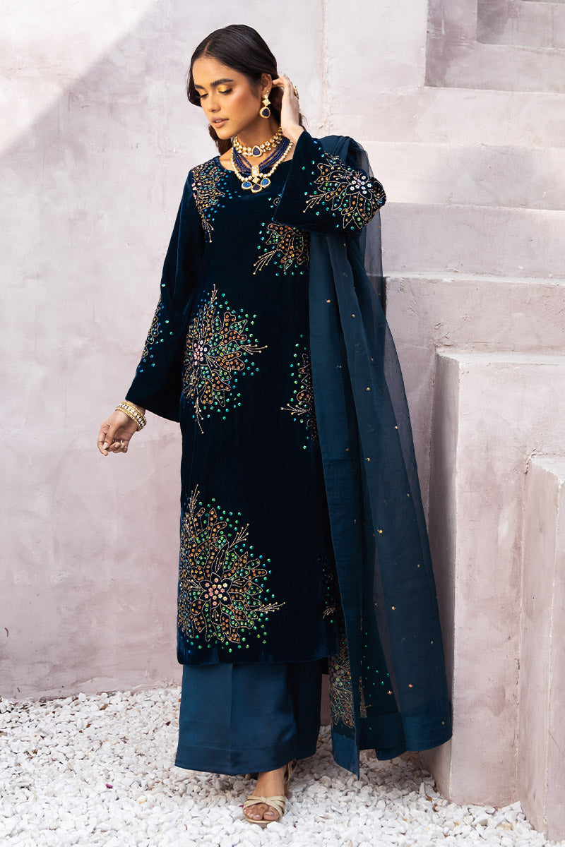 Chic Opicial | Velveteen Luxury Fall Collection | Zaira - Official Chic Opicial stockist in UK - Sakeena London