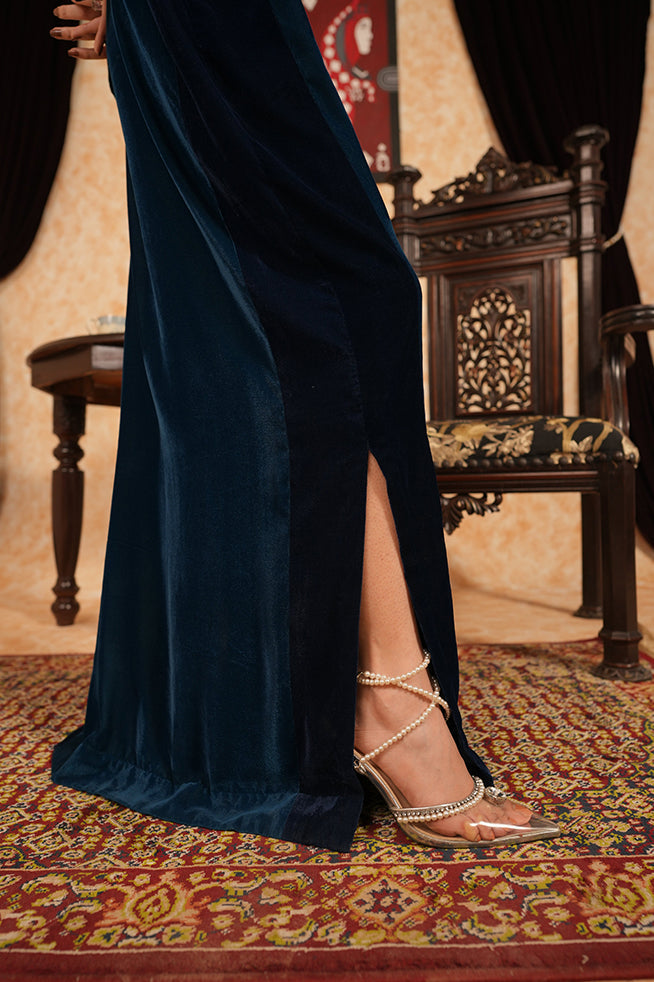 Fozia Khalid | Velvet Deck | Ariana - Official Fozia Khalid stockist in UK - Sakeena London