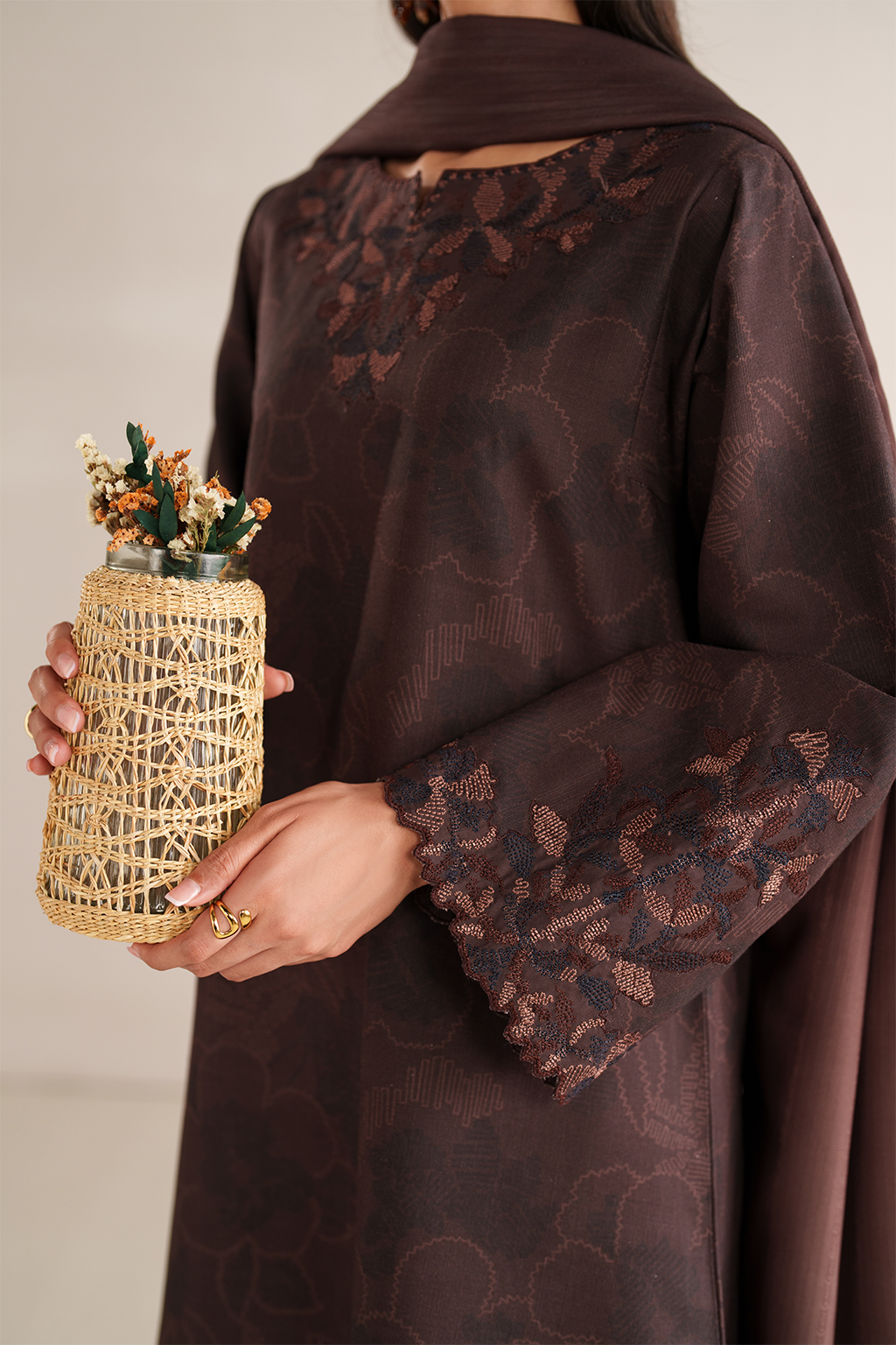 Iznik | Winter Chapter 25 | UE-574 Printed Khaddar - Official Iznik stockist in UK - Sakeena London