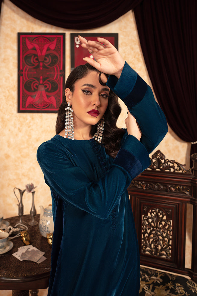 Fozia Khalid | Velvet Deck | Ariana - Official Fozia Khalid stockist in UK - Sakeena London