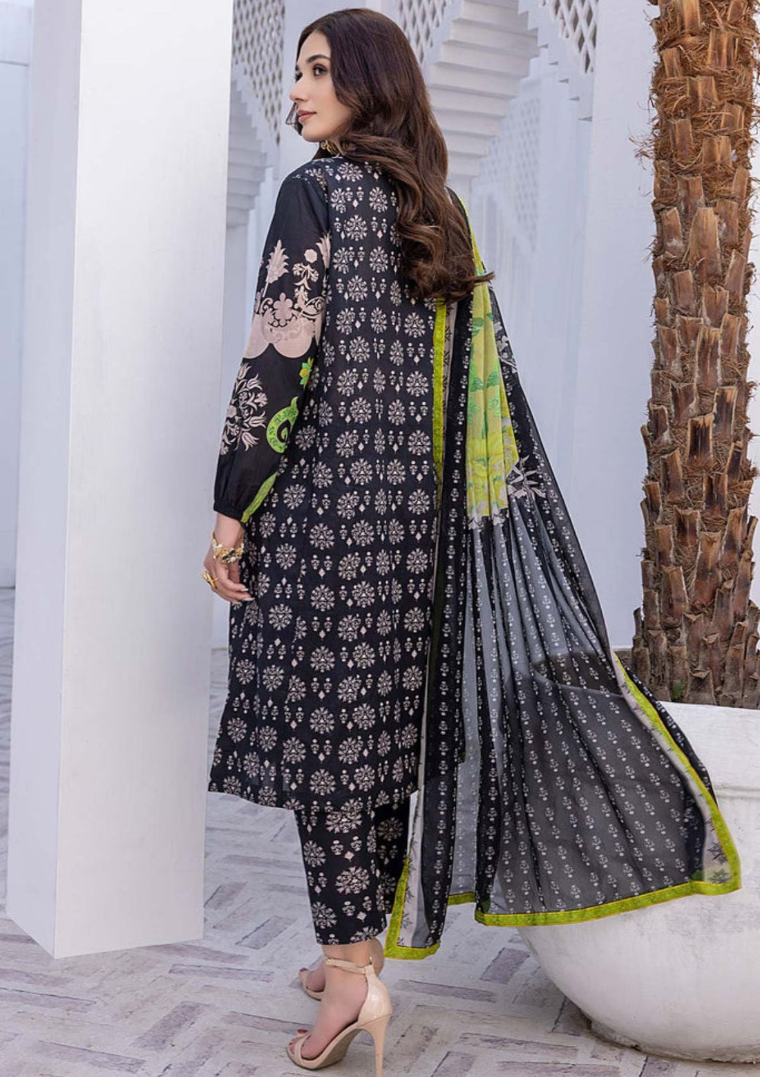 Lawn Collection - Charizma - Zouq Black & White - BWS#07