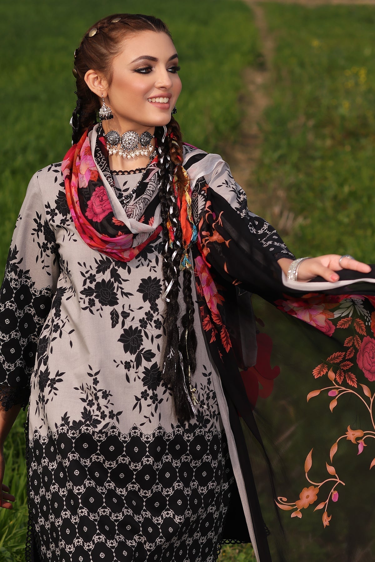 Charizma | Lawn Collection 24 | SP4-05 - Official Charizma stockist in UK - Sakeena London