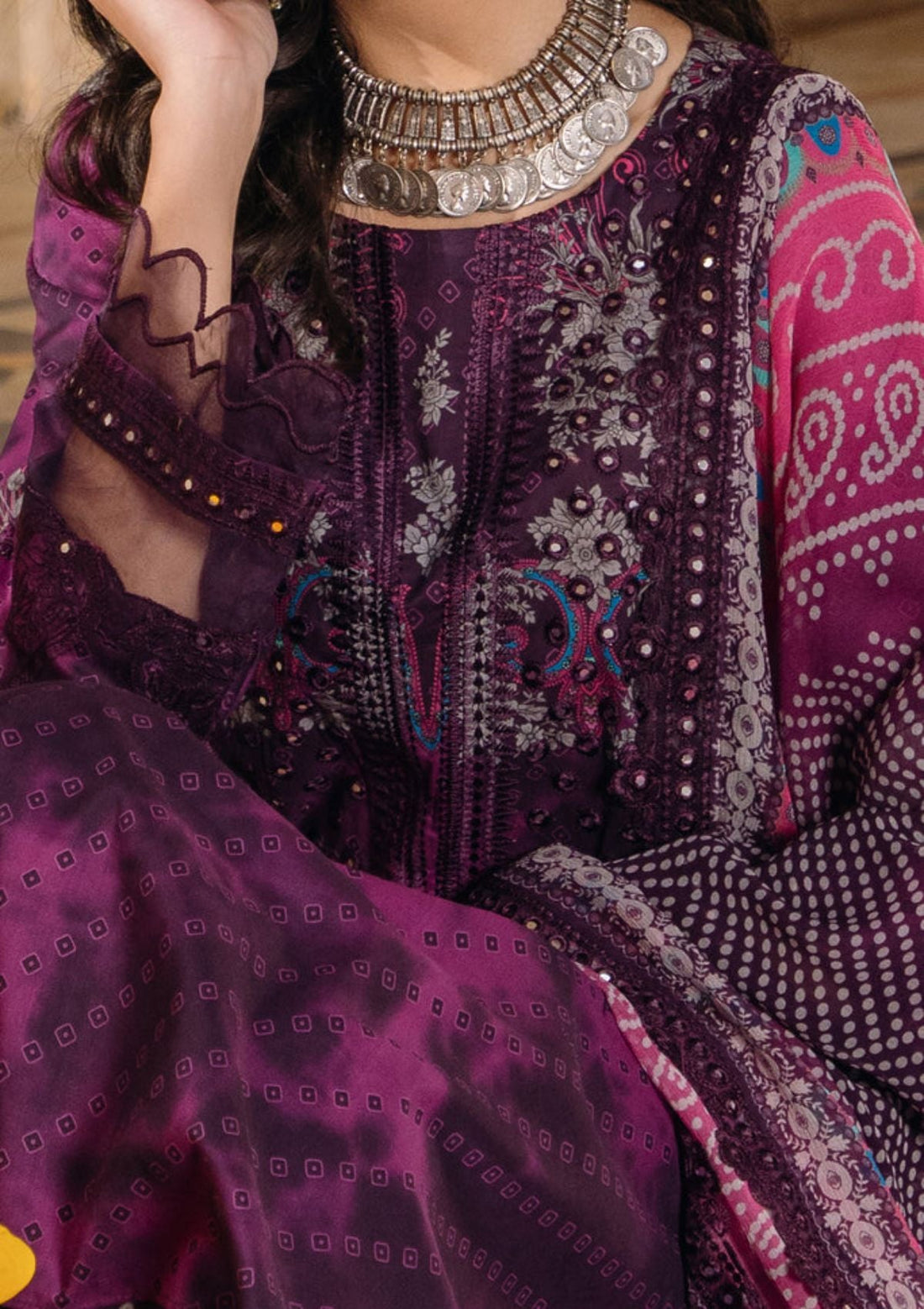 Lawn Collection - Charizma - Chunri - CCL24#08