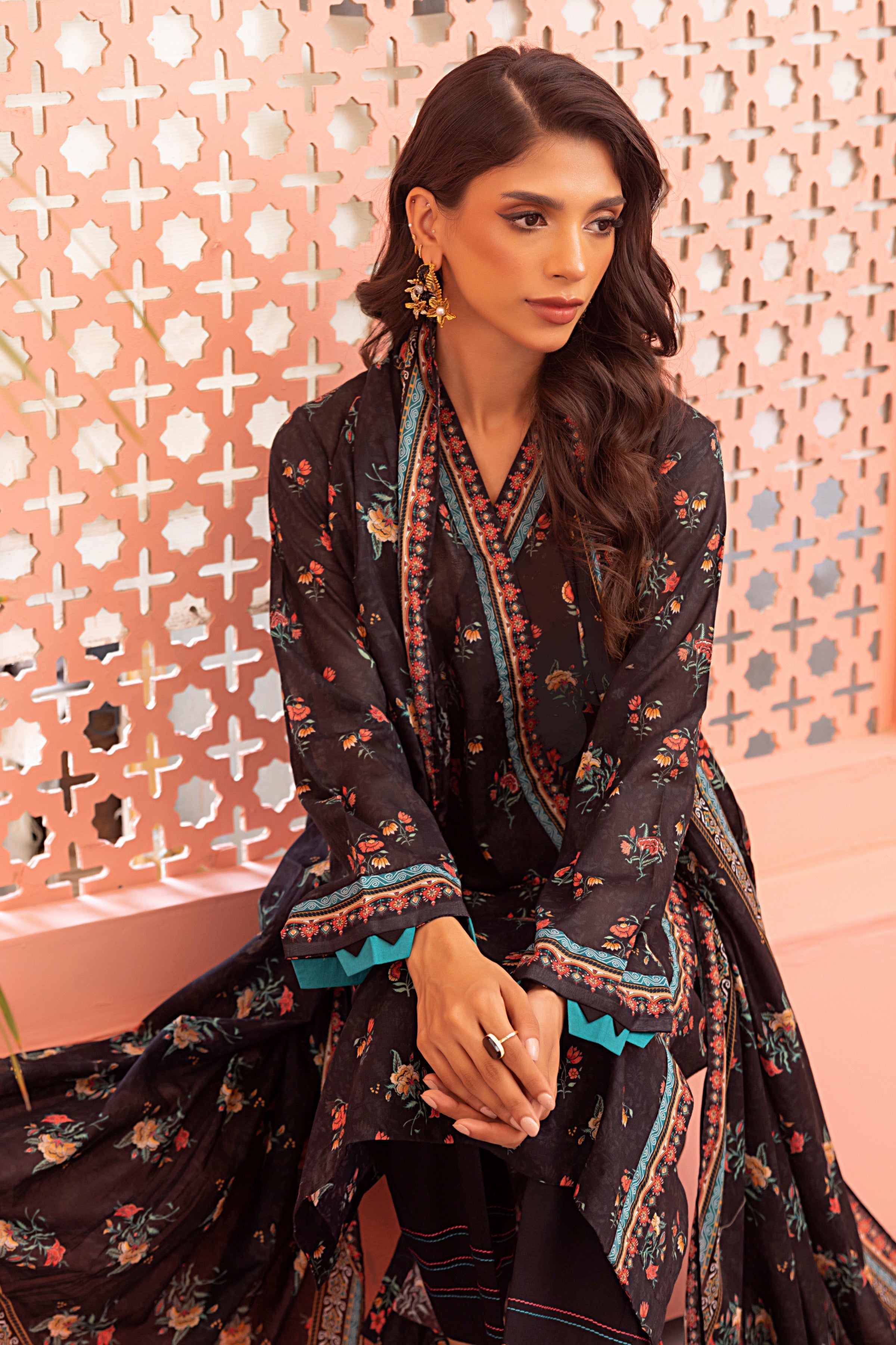 LSM | Winter Marina 24 | 0135 - Official LSM stockist in UK - Sakeena London