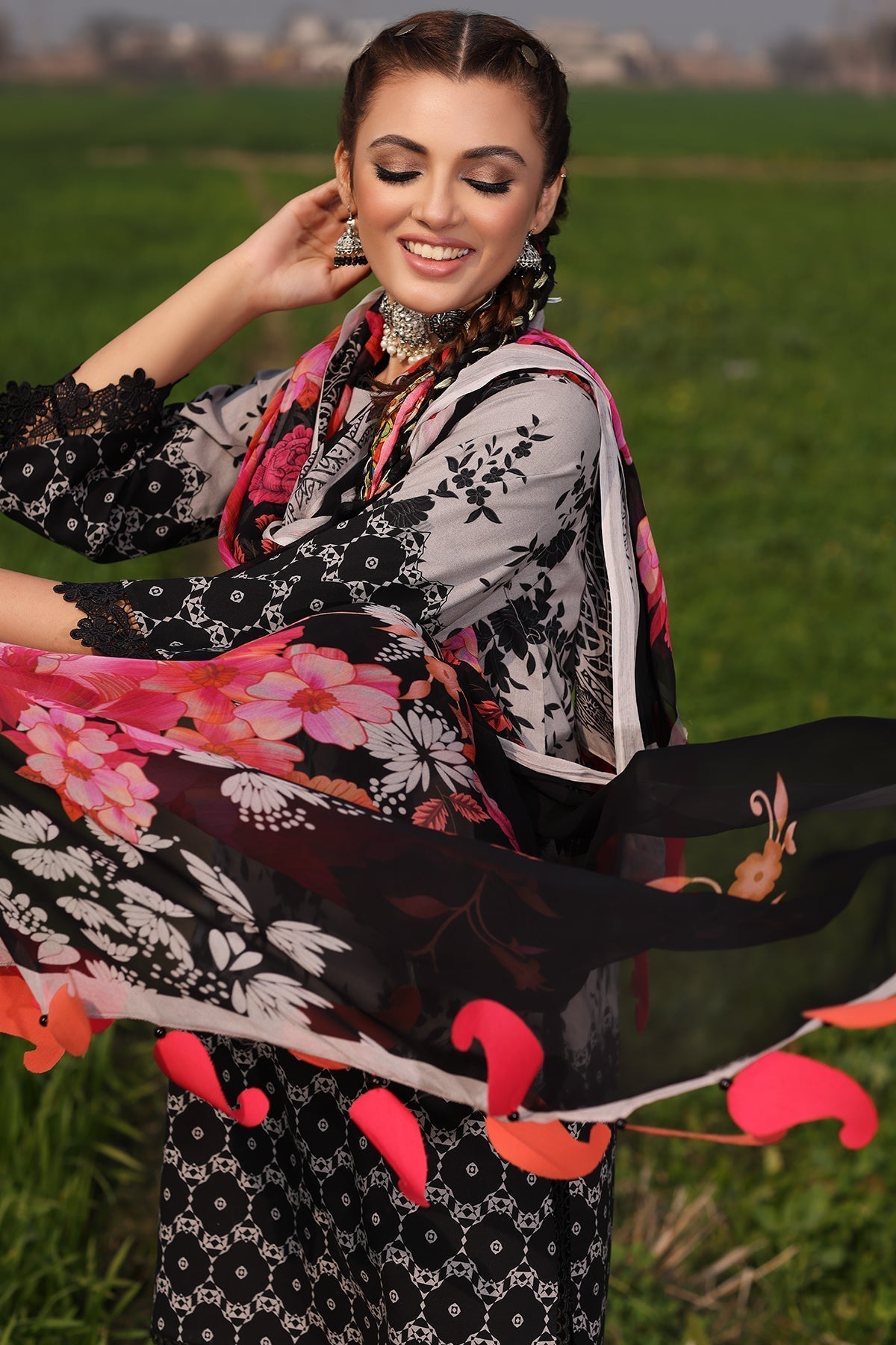 Charizma | Lawn Collection 24 | SP4-05 - Official Charizma stockist in UK - Sakeena London