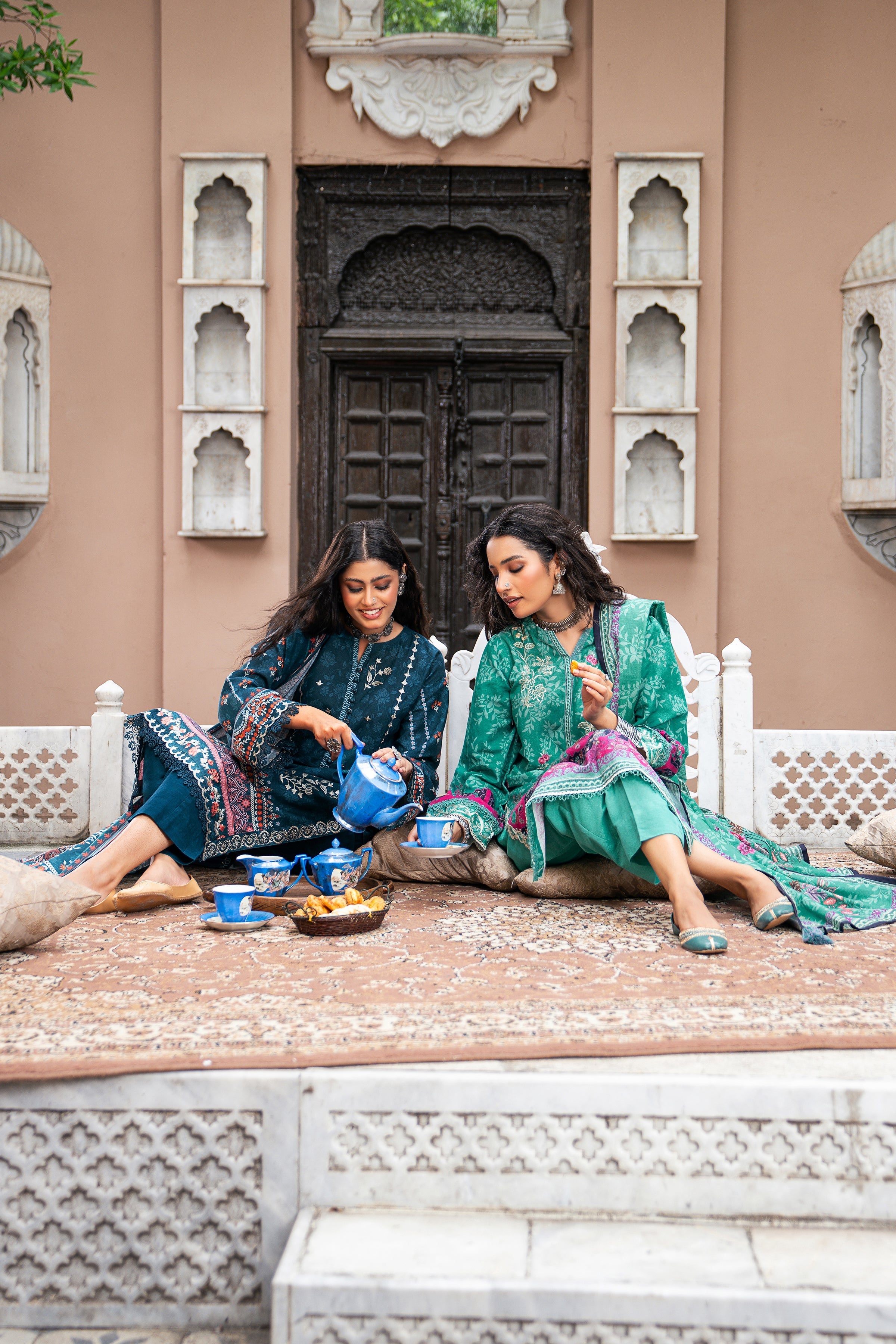 LSM | Winter Marina 24 | 0028-A - Official LSM stockist in UK - Sakeena London