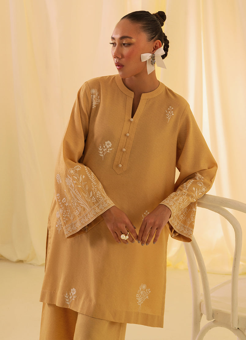 Image | Spring Basics 25 | IJSE-214044-12506 - Official Image stockist in UK - Sakeena London