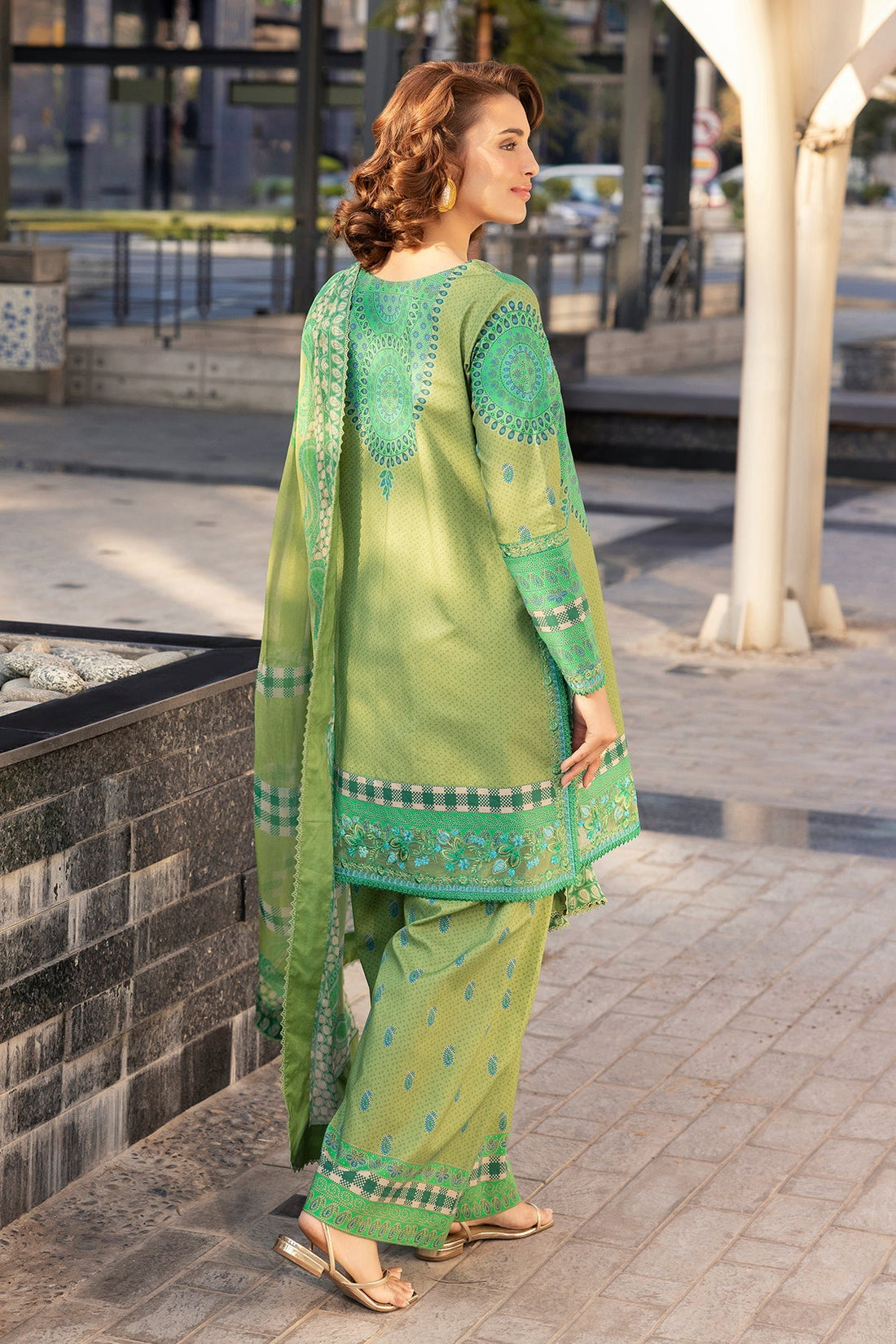 Charizma | Infinity Lawn | 3-PC UNSTITCHED EMBROIDERED LAWN COLLECTION IN6-02