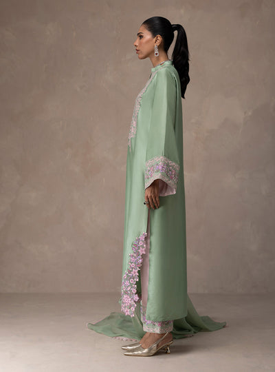 Zainab Chottani | Eid Edit 26 | Mint Bloom