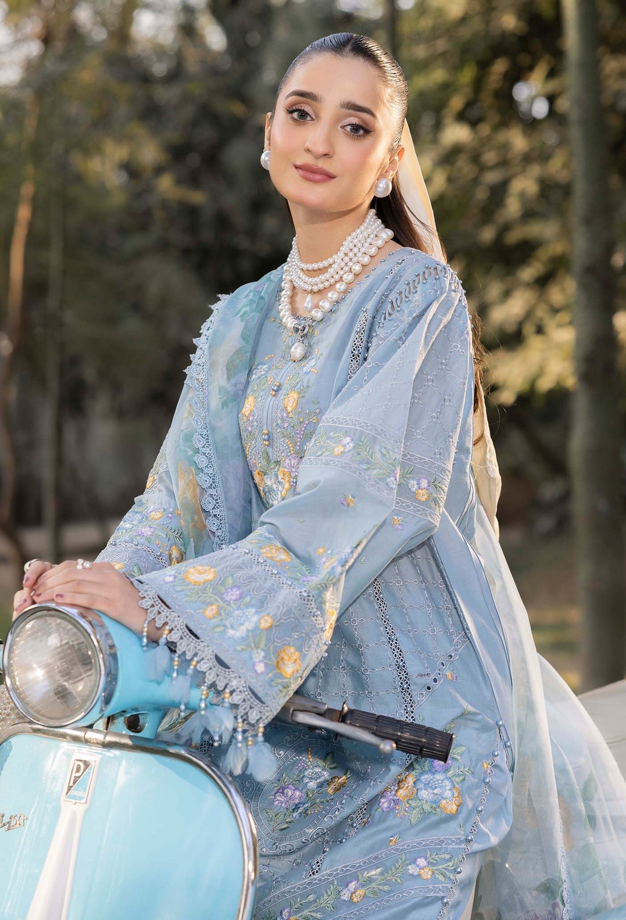 Adans Libas | Gul Rukh Lawn 25 | RUKH 2833 - Official Adans Libas stockist in UK - Sakeena London