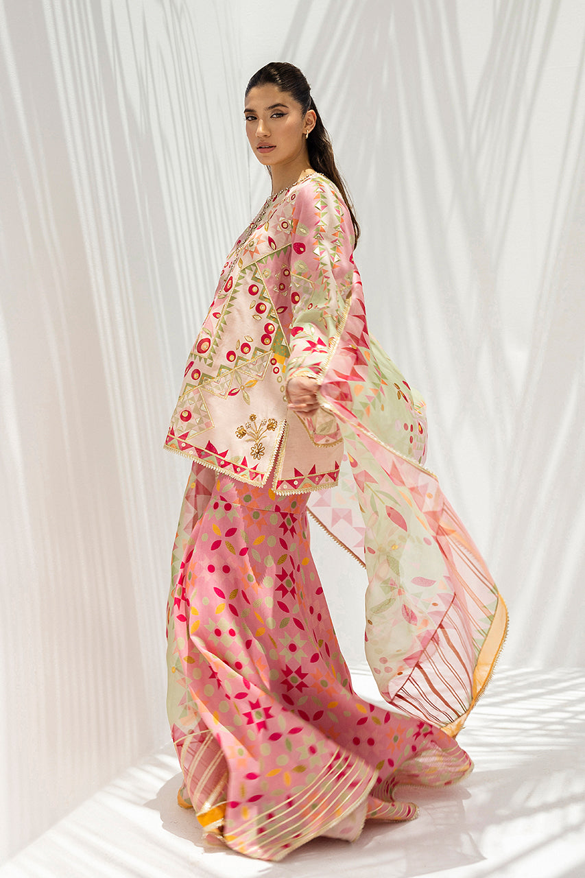 Sania Maskatiya | Fall Festive Glimmer | Vaya - Official Sania Maskatiya stockist in UK - Sakeena London
