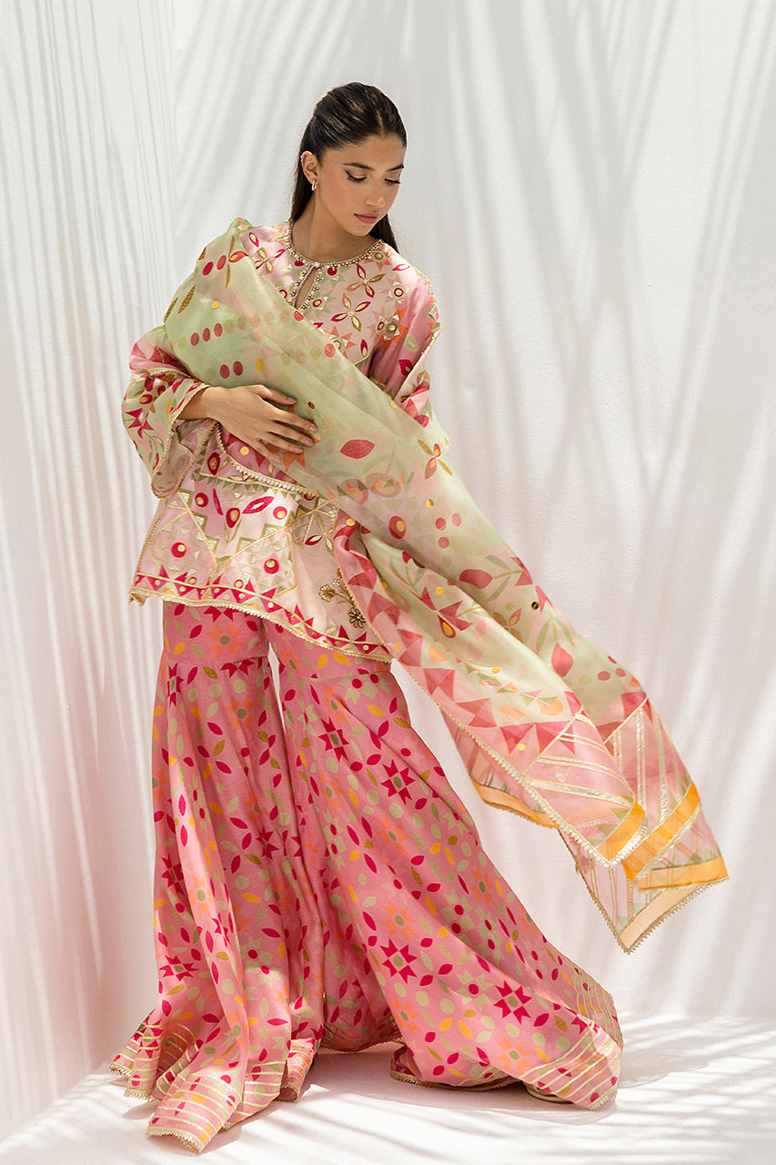 Sania Maskatiya | Fall Festive Glimmer | Vaya - Official Sania Maskatiya stockist in UK - Sakeena London