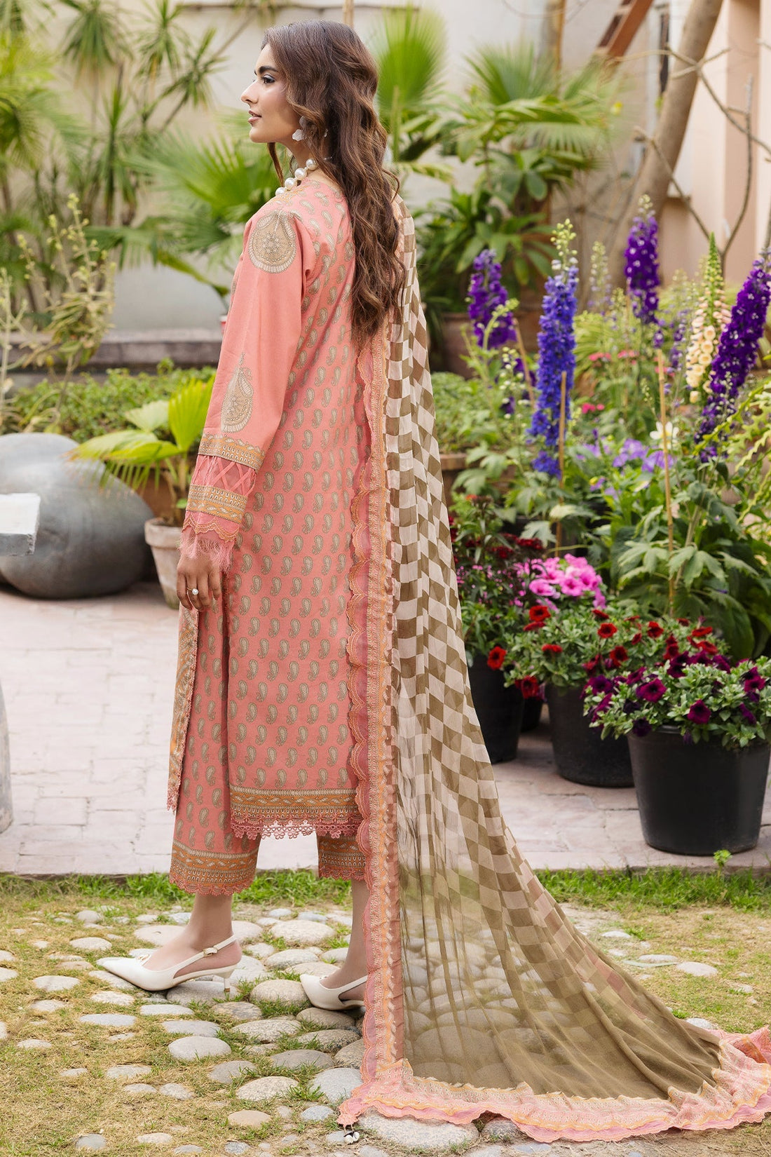 Charizma | Andaaz Lawn 26 | CAD6-07