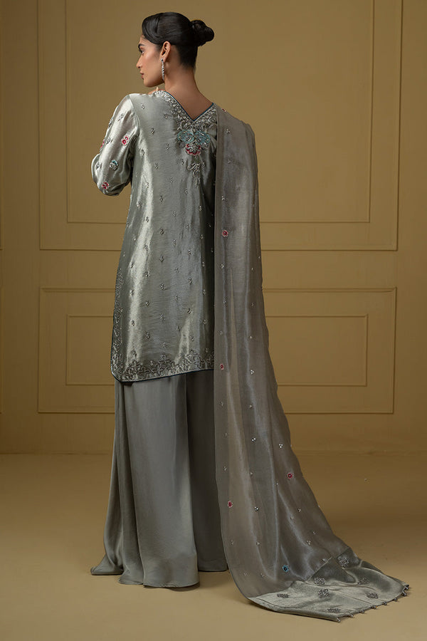 Sana Abbas | Suvi Wedding Formals | MIREA - Official Sana Abbas stockist in UK - Sakeena London