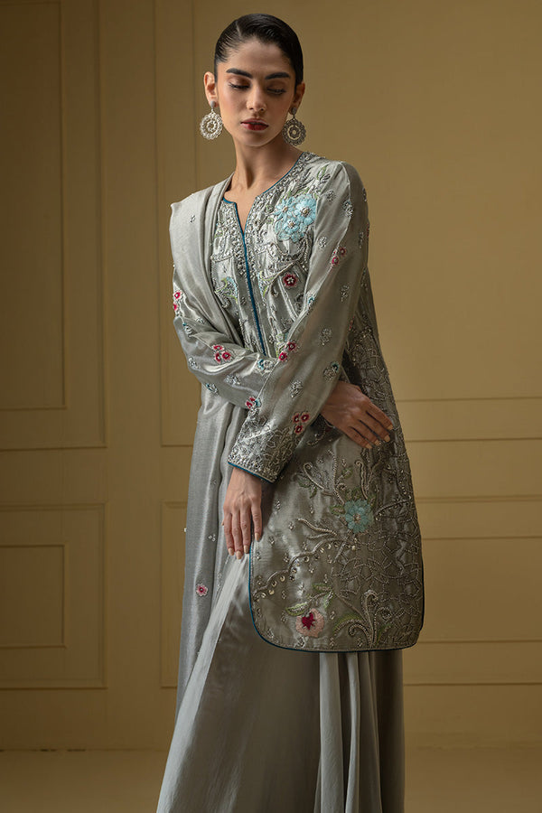 Sana Abbas | Suvi Wedding Formals | MIREA - Official Sana Abbas stockist in UK - Sakeena London