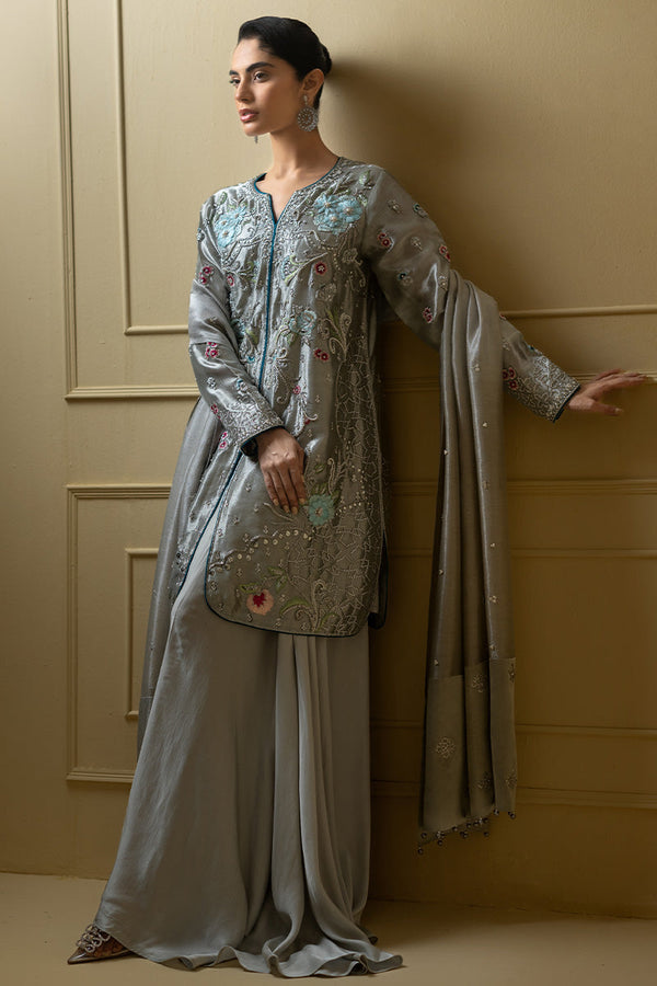 Sana Abbas | Suvi Wedding Formals | MIREA - Official Sana Abbas stockist in UK - Sakeena London
