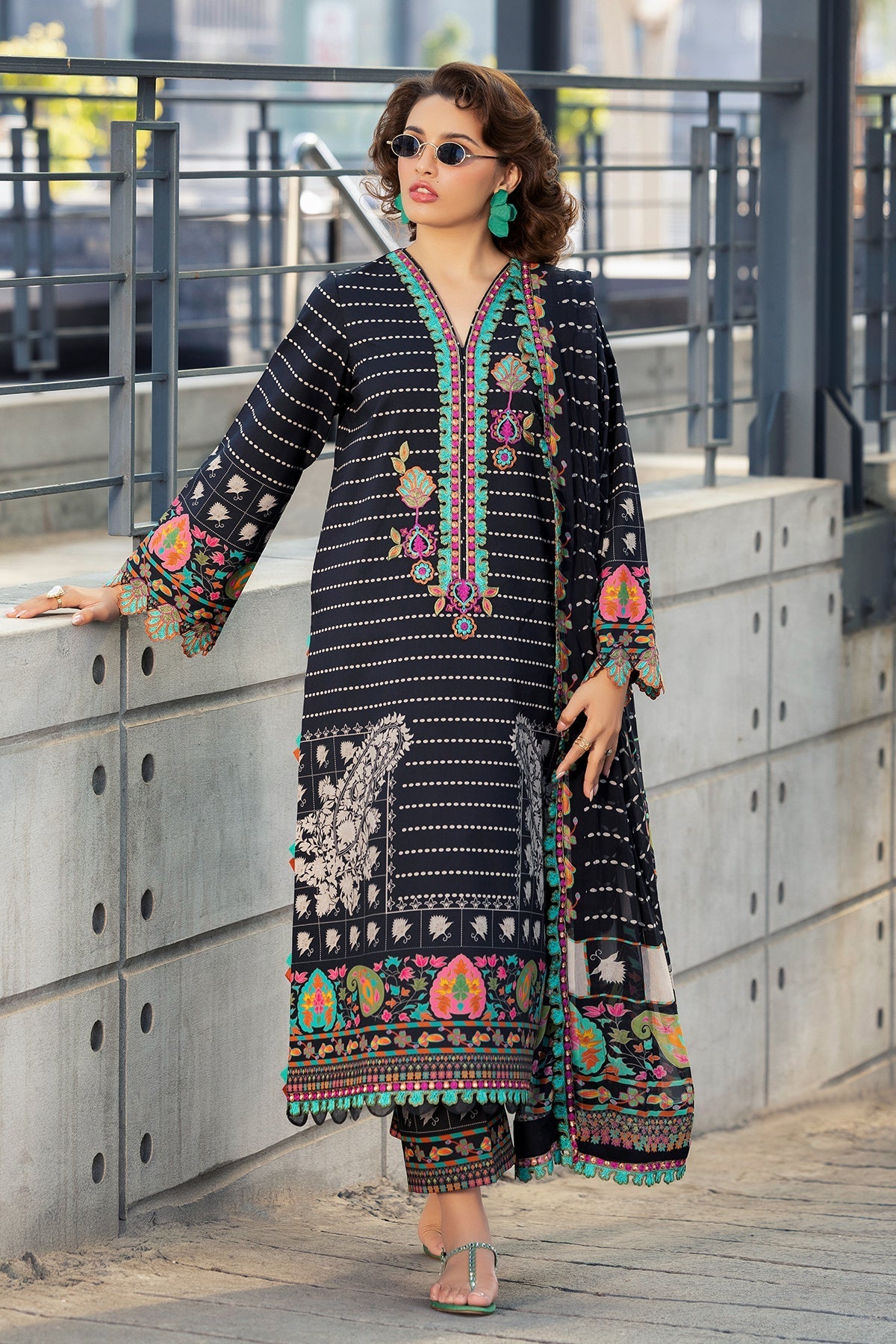 Charizma | Aniq Lawn | AN6-09