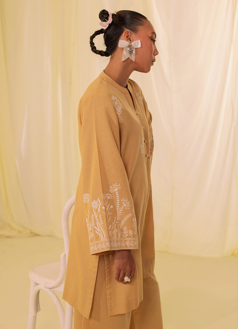 Image | Spring Basics 25 | IJSE-214044-12506 - Official Image stockist in UK - Sakeena London