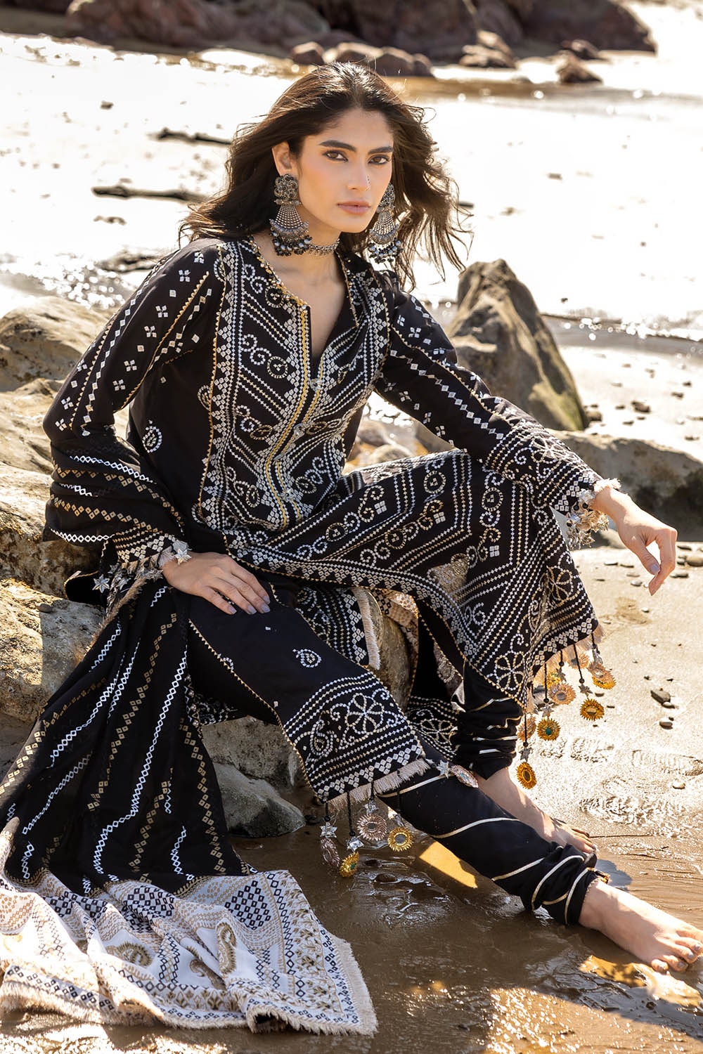 Gul Ahmed | Chunri Lawn 25 | CL-52407 - Official Gul Ahmed stockist in UK - Sakeena London