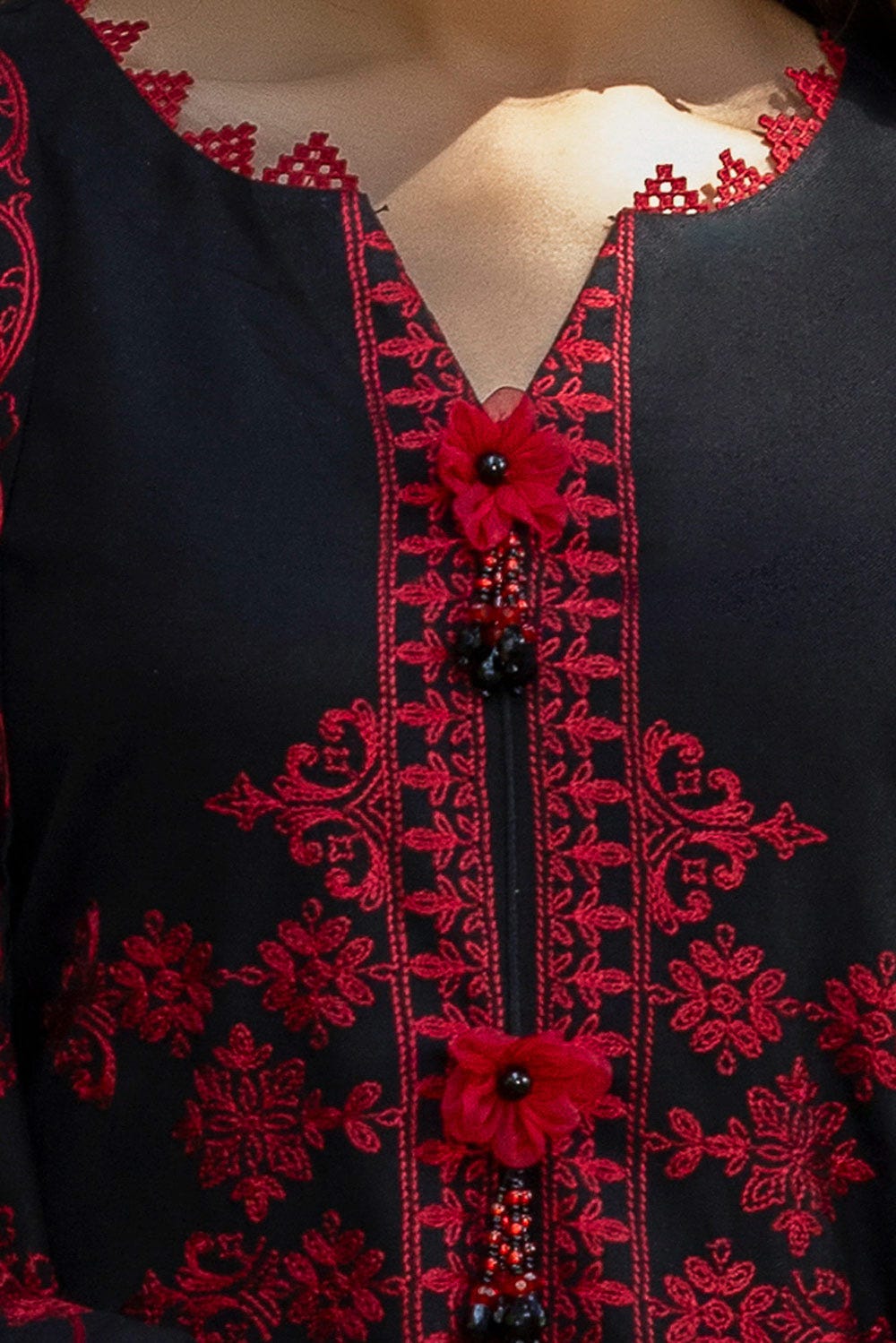 Gul Ahmed | Winter Collection 24 | Acrylic Dupatta AP-42013 - Official Gul Ahmed stockist in UK - Sakeena London