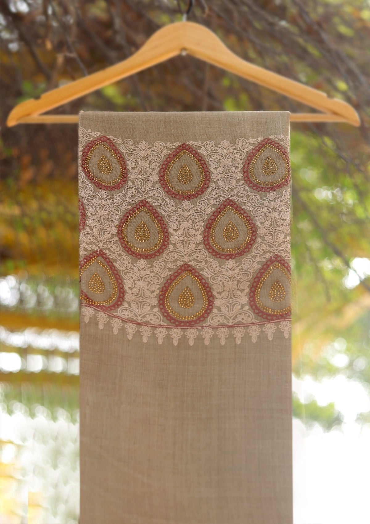 Wool Ari Work Shawl D - 38 - BROWN