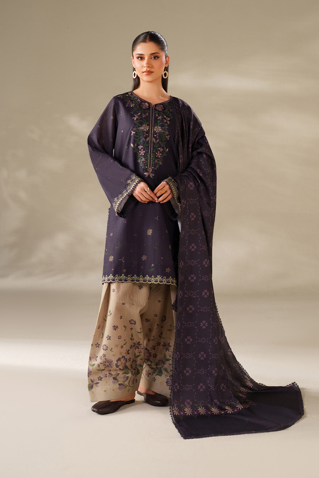 Iznik | Winter Chapter 25 | UE-568 Printed Khaddar - Official Iznik stockist in UK - Sakeena London