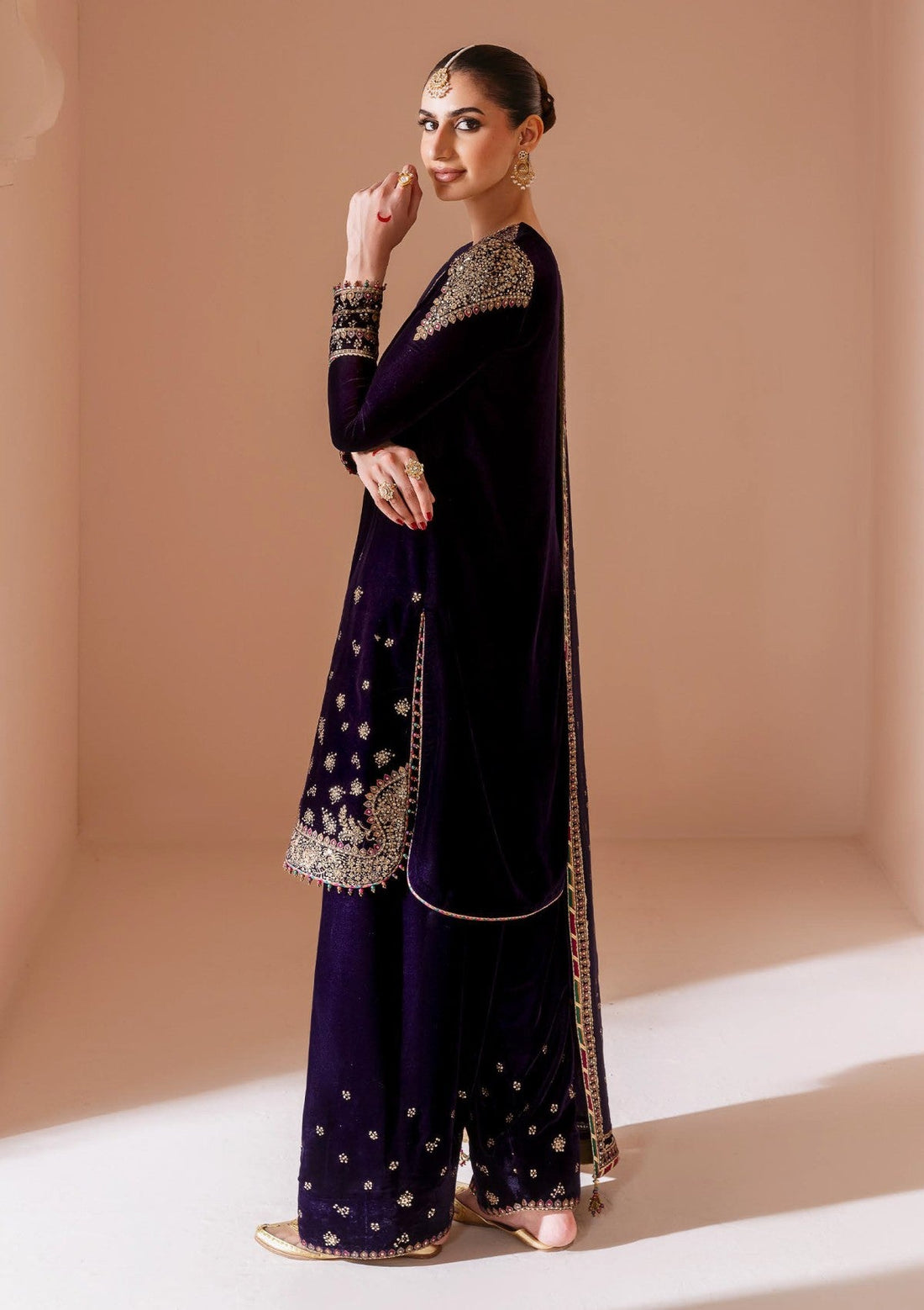 Formals - Jazmin - Chandani 25 - Luxury Velvet - CVF#08 - NILOFER