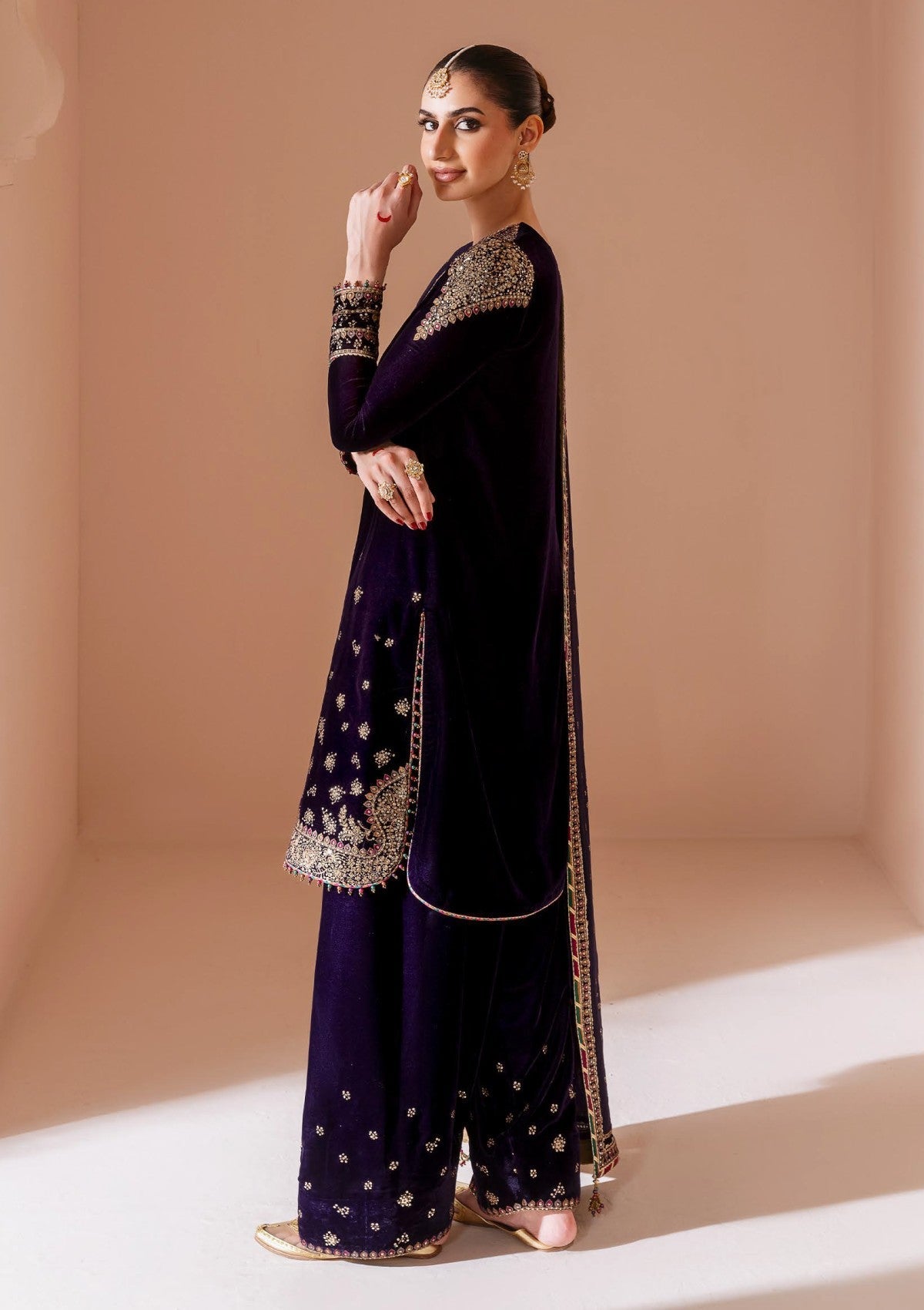 Formals - Jazmin - Chandani 25 - Luxury Velvet - CVF#08 - NILOFER